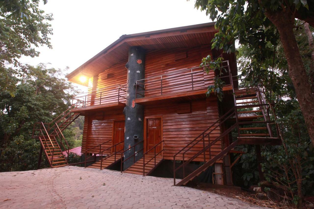 Eagle Eye Resorts Sangameswarpet Exterior photo