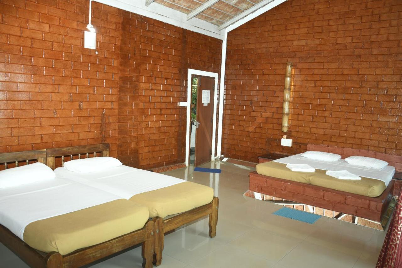 Eagle Eye Resorts Sangameswarpet Exterior photo